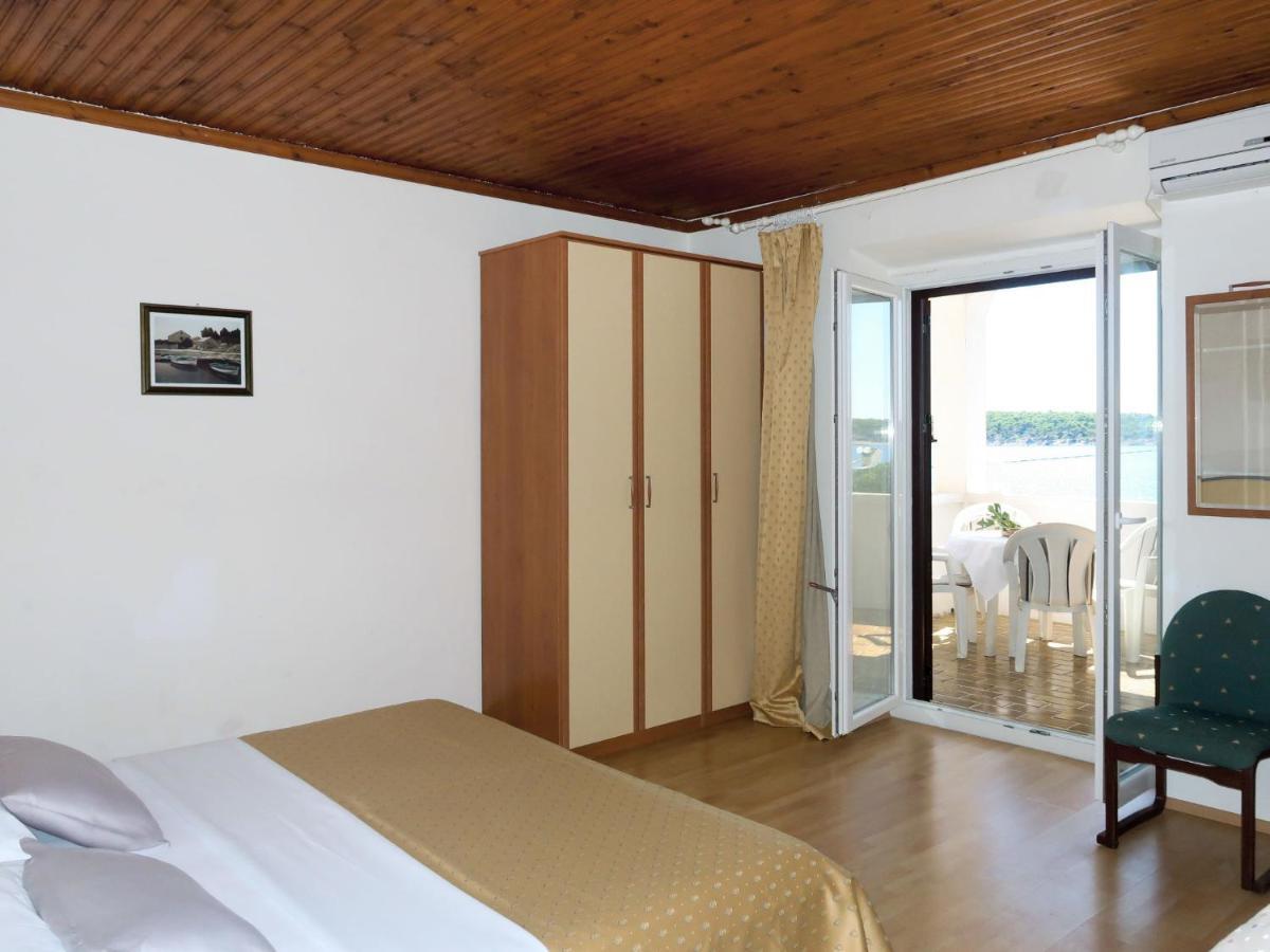 Apartment Ana - Rab166 By Interhome Barbat na Rabu Buitenkant foto